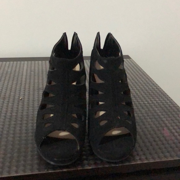 Black Wedges - Picture 1 of 2